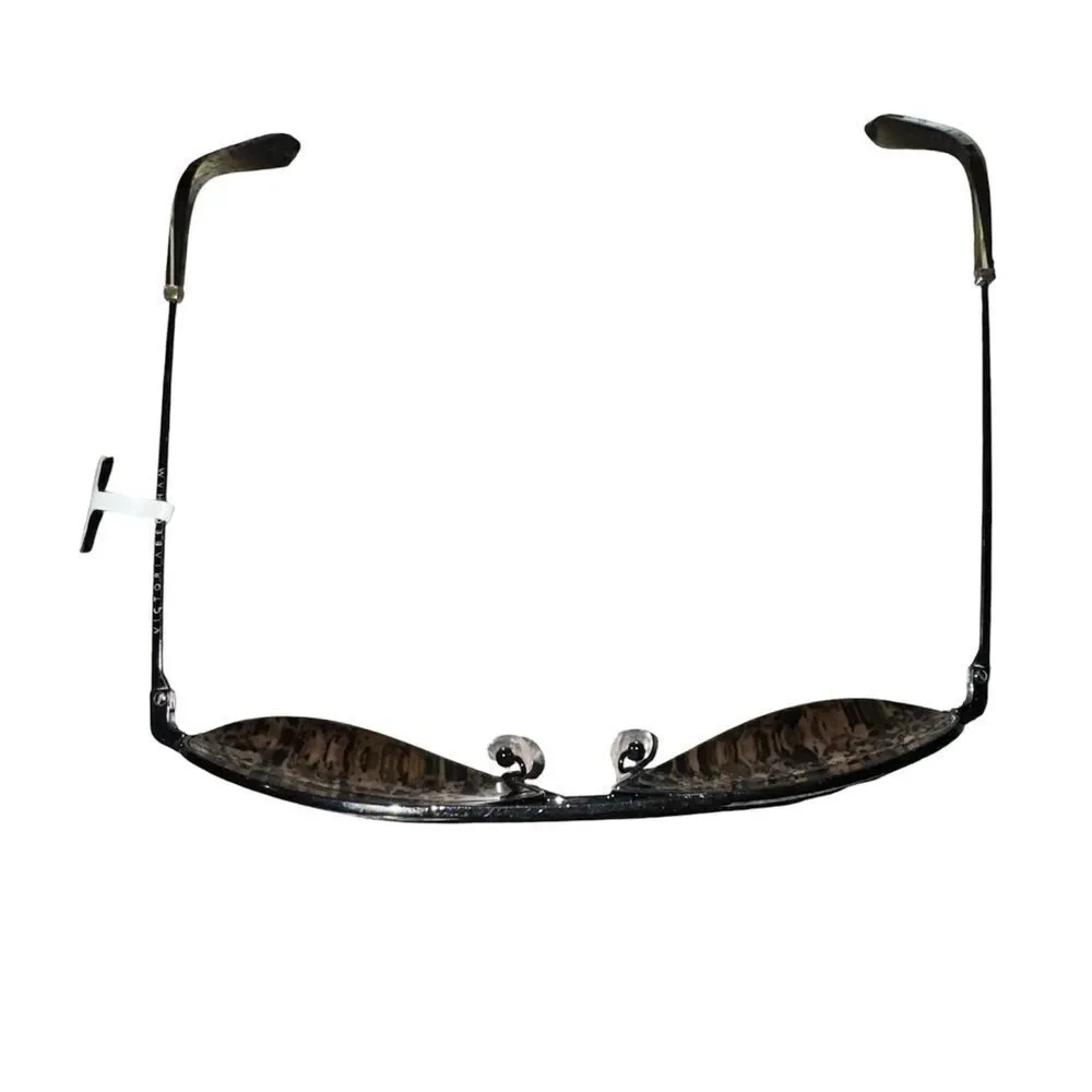 Victoria Beckham Classic Victoria Arizona Mirrored Aviators  display picture 1
